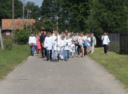 Procesja w Pogobiu Średnim.